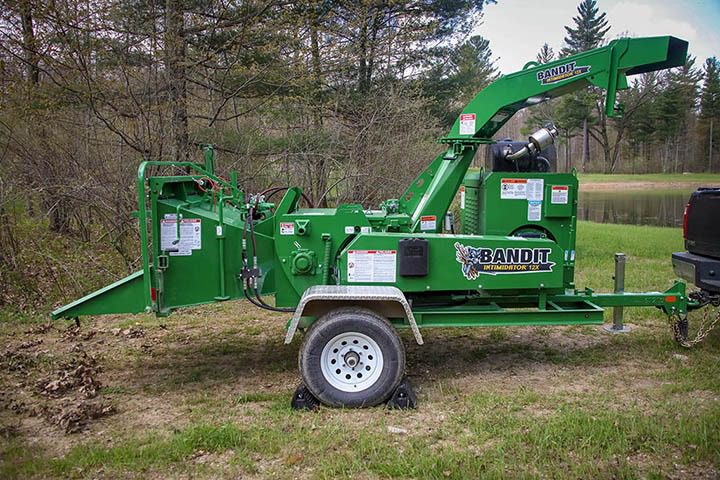 Browse Specs and more for the INTIMIDATOR™ 12X Towable Hand-Fed Chipper - Bobcat of Atlanta