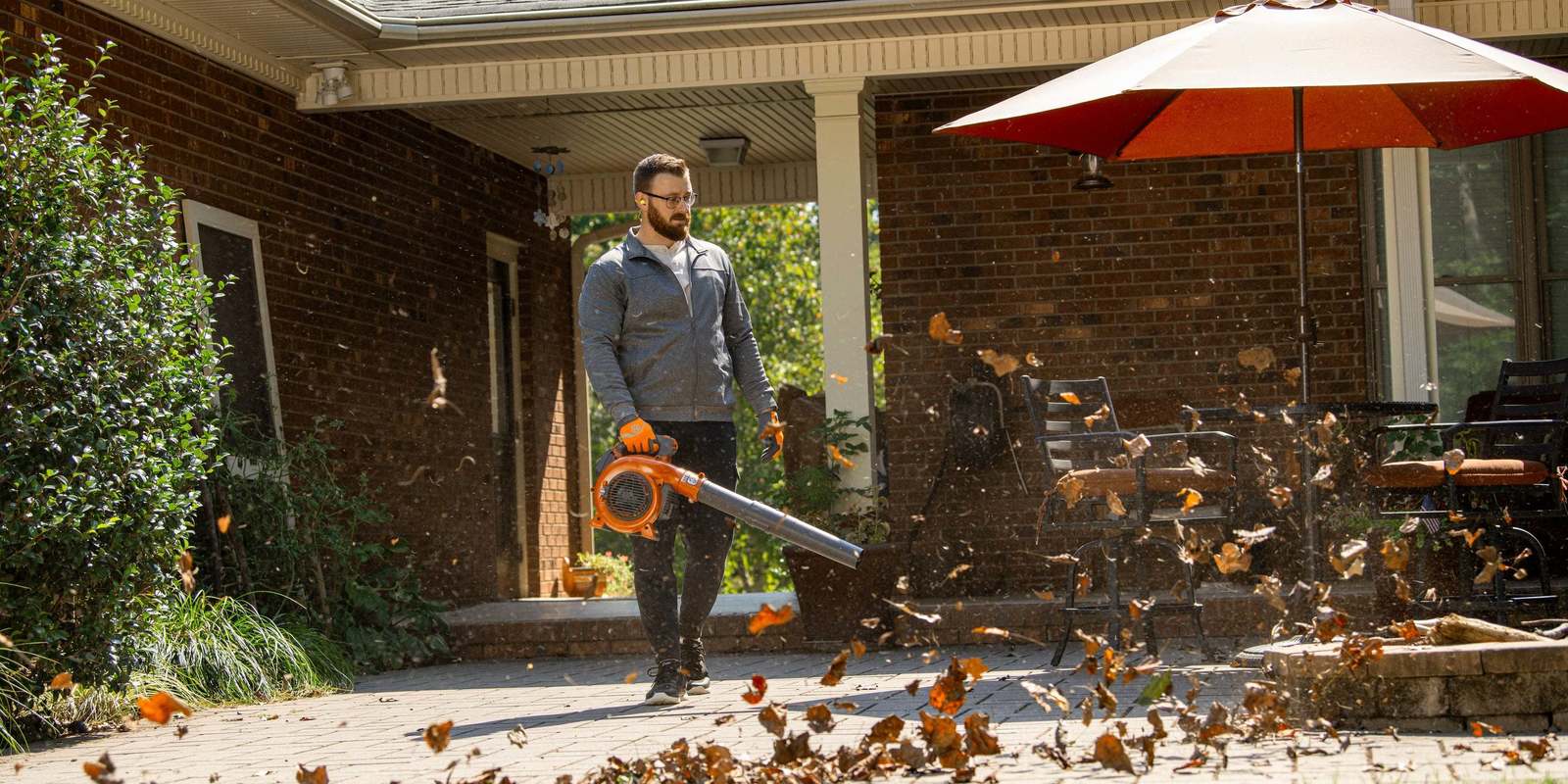 1. 525BX GAS LEAF BLOWER